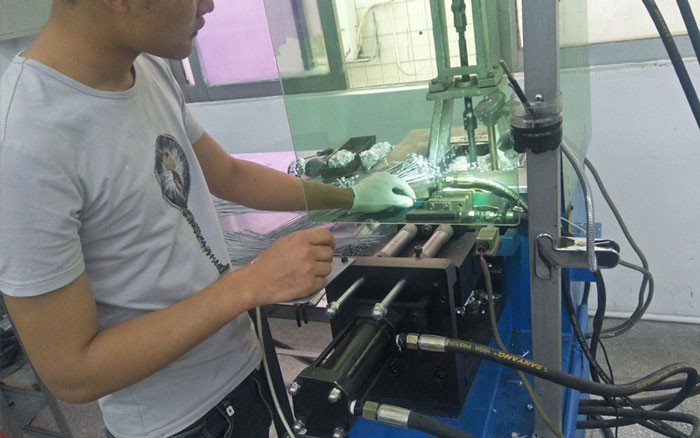Dongguan Wire Rope Mate HardWare Co,.Ltd. ligne de production en usine