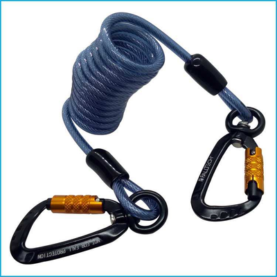 Outil de sécurité de la bobine de ressort métallique Lanyard Carabiner de haute durabilité facile à installer Corde antichute pour le travail industriel en plein air